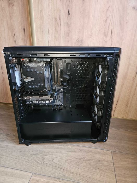 AMD Ryzen 5 5500 / 16GB DDR4 3200 / RTX 3060 12GB / 512GB SSD PCie