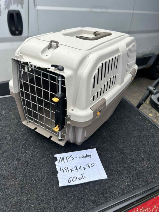 Kontener klatka dom dla psa lub kota MPS włochy