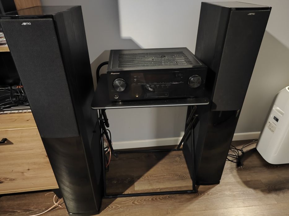 Kolumny Jamo S606 amplituner Pioneer VSX 921K