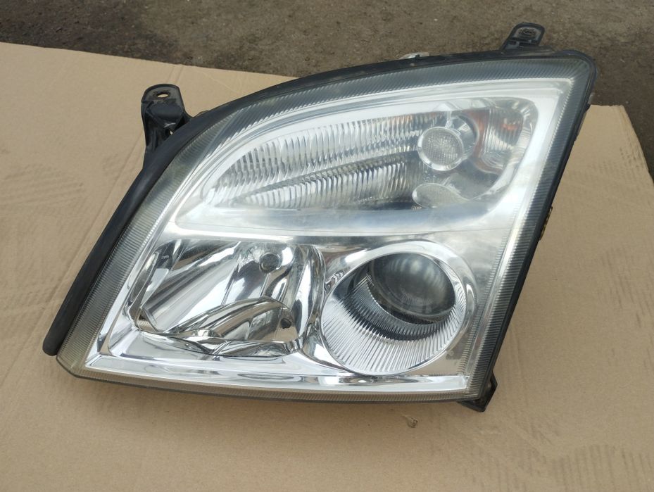 Фара вектра с дорест фари Opel Vectra C