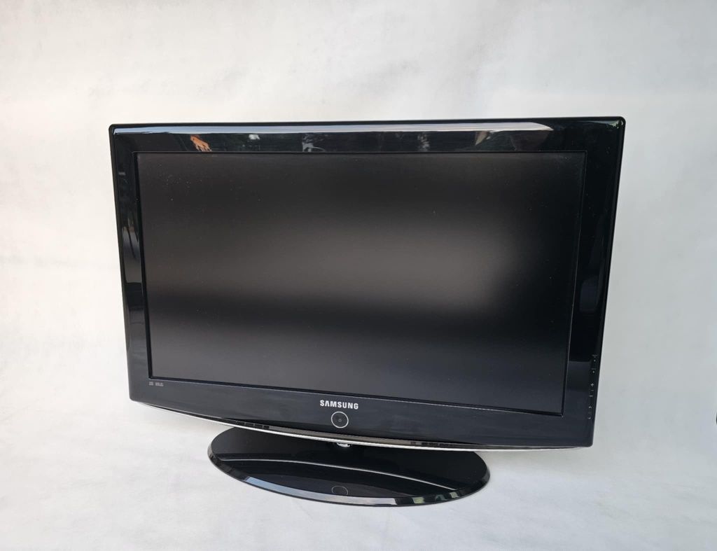 Telewizor samsung 32 cale w stanie idealnym