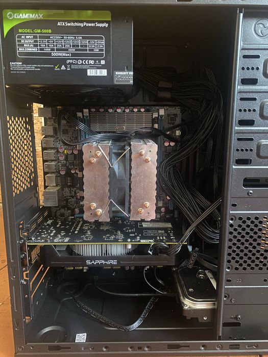 Компʼютер для навчання і ігор.