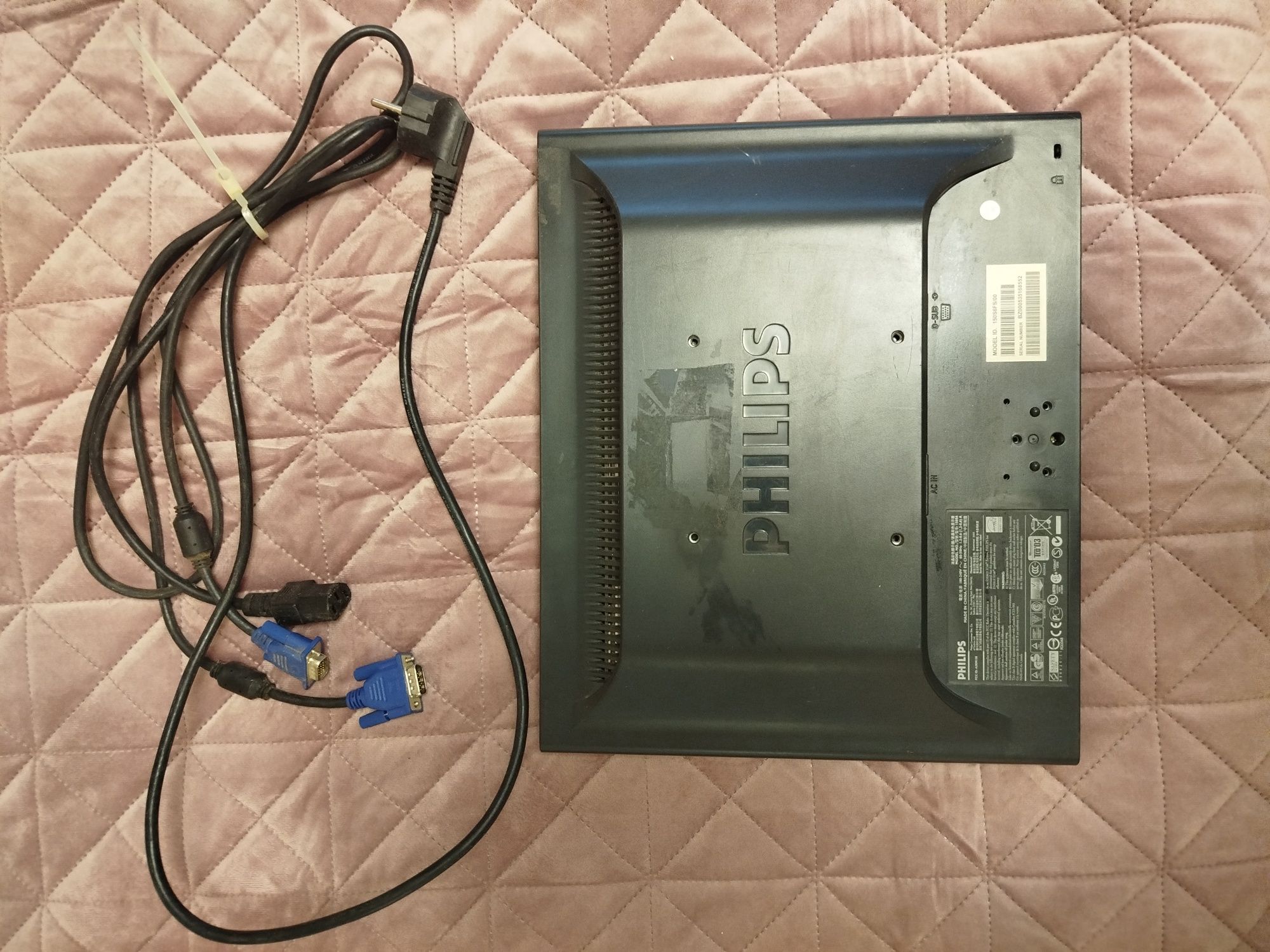 Монитор Philips 150s