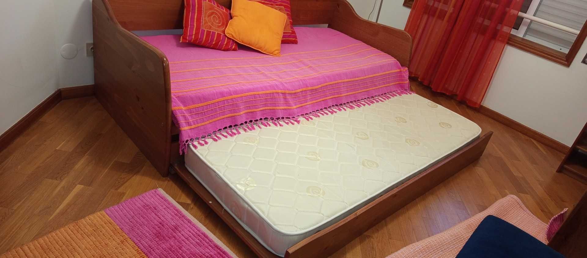 Cama Dupla com colchão