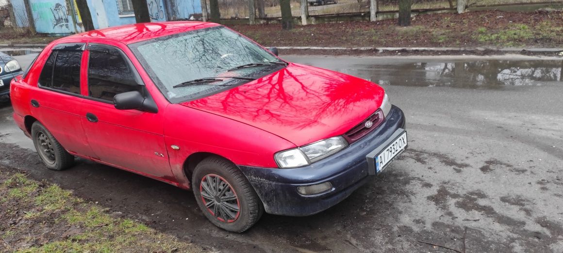 Продам Kia Sephia 1.5