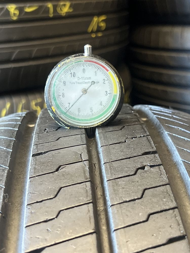 *Opony continental 215/65/15C para