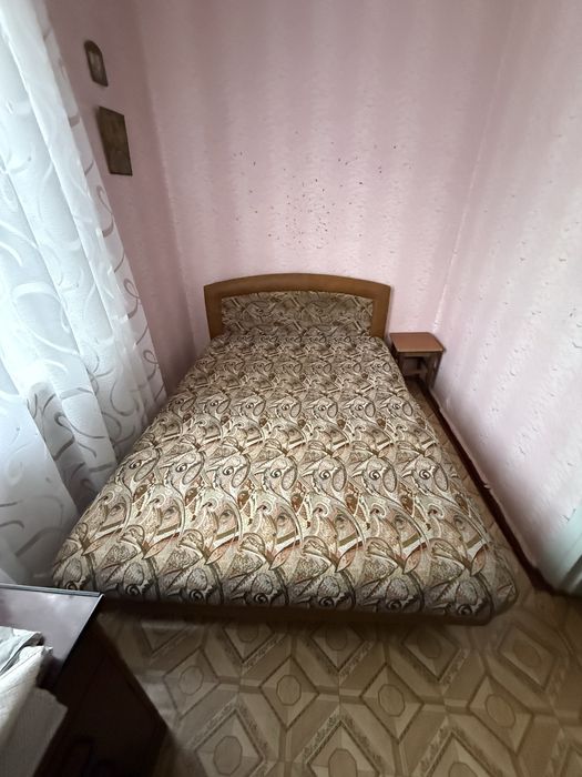 Кровать двухспальная