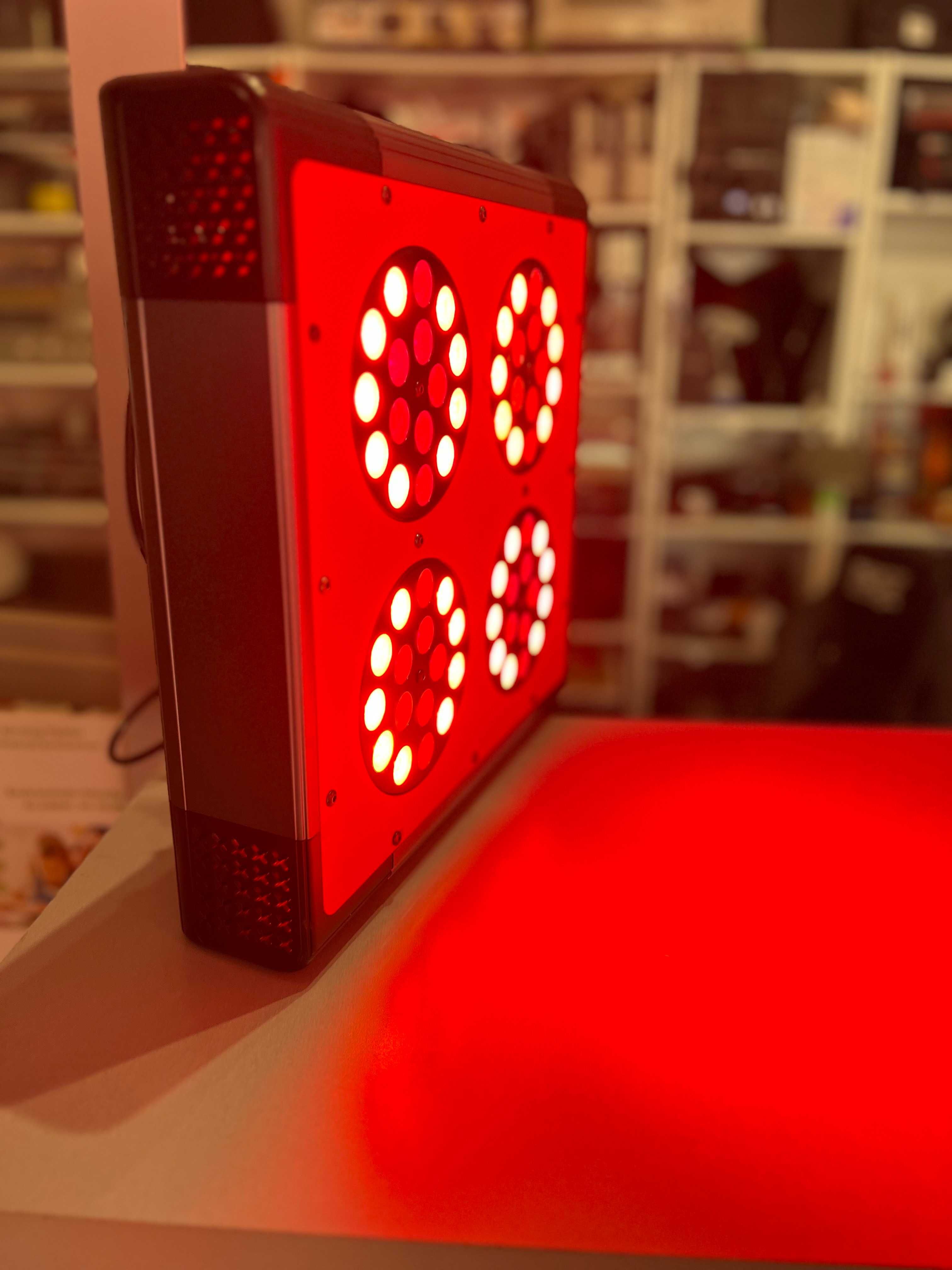 Apollo Plus 4 System oświetleniowy do uprawy w pomieszczeniach.