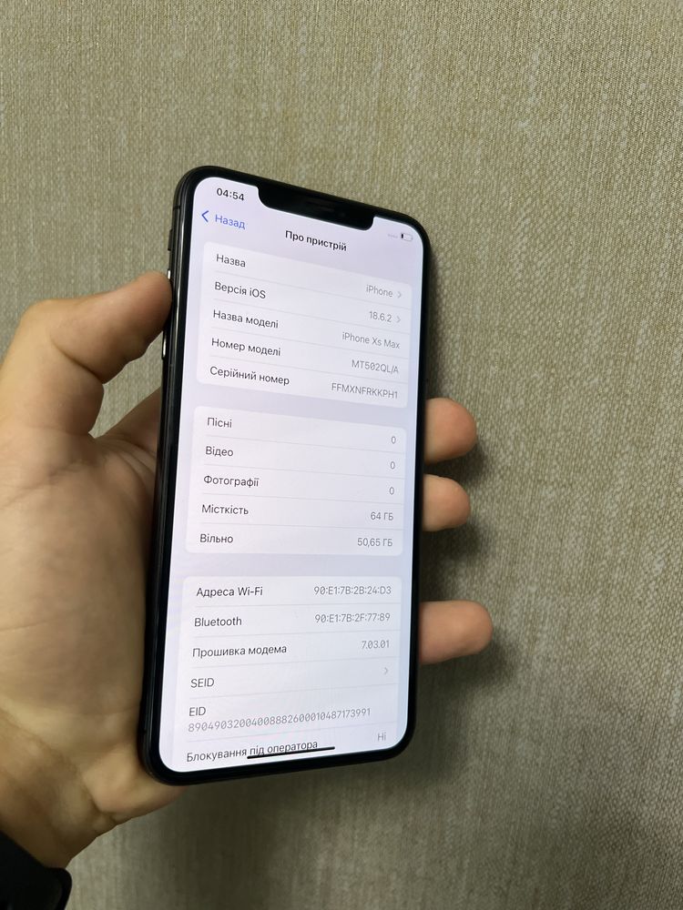 Айфон xs max на 64 ГБ