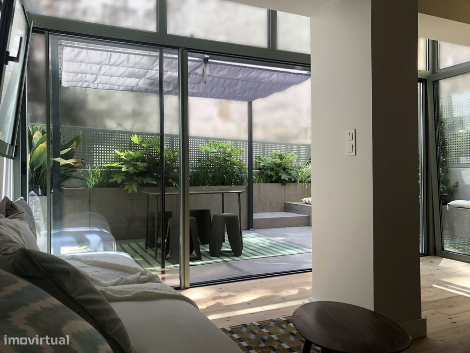 Apartamento T1 com terraço na Graça (particular vende)
