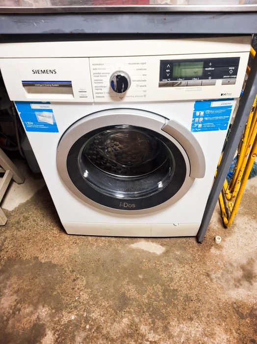 maquina de lavar roupa siemens IQ 700 i-DOS com avaria