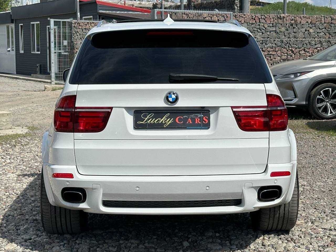 Авто BMW X5 2011