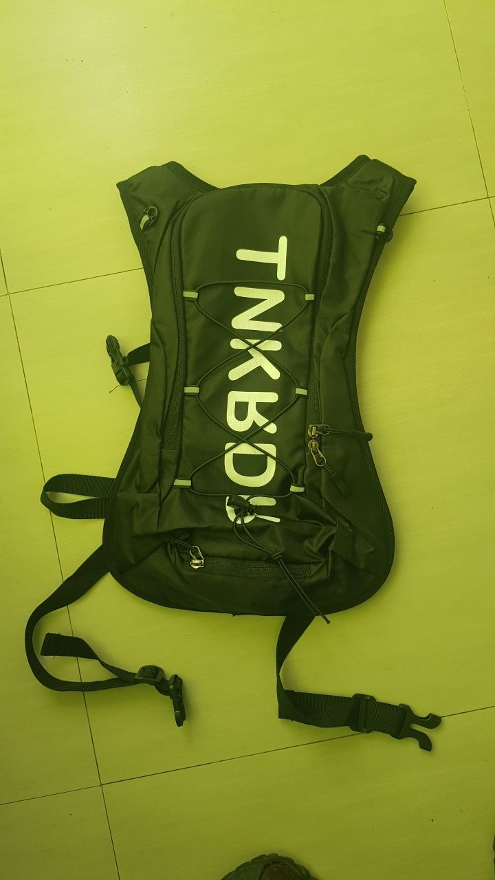 Mochila ergonômica  para desporto, bicicleta, caminhada,  etc.