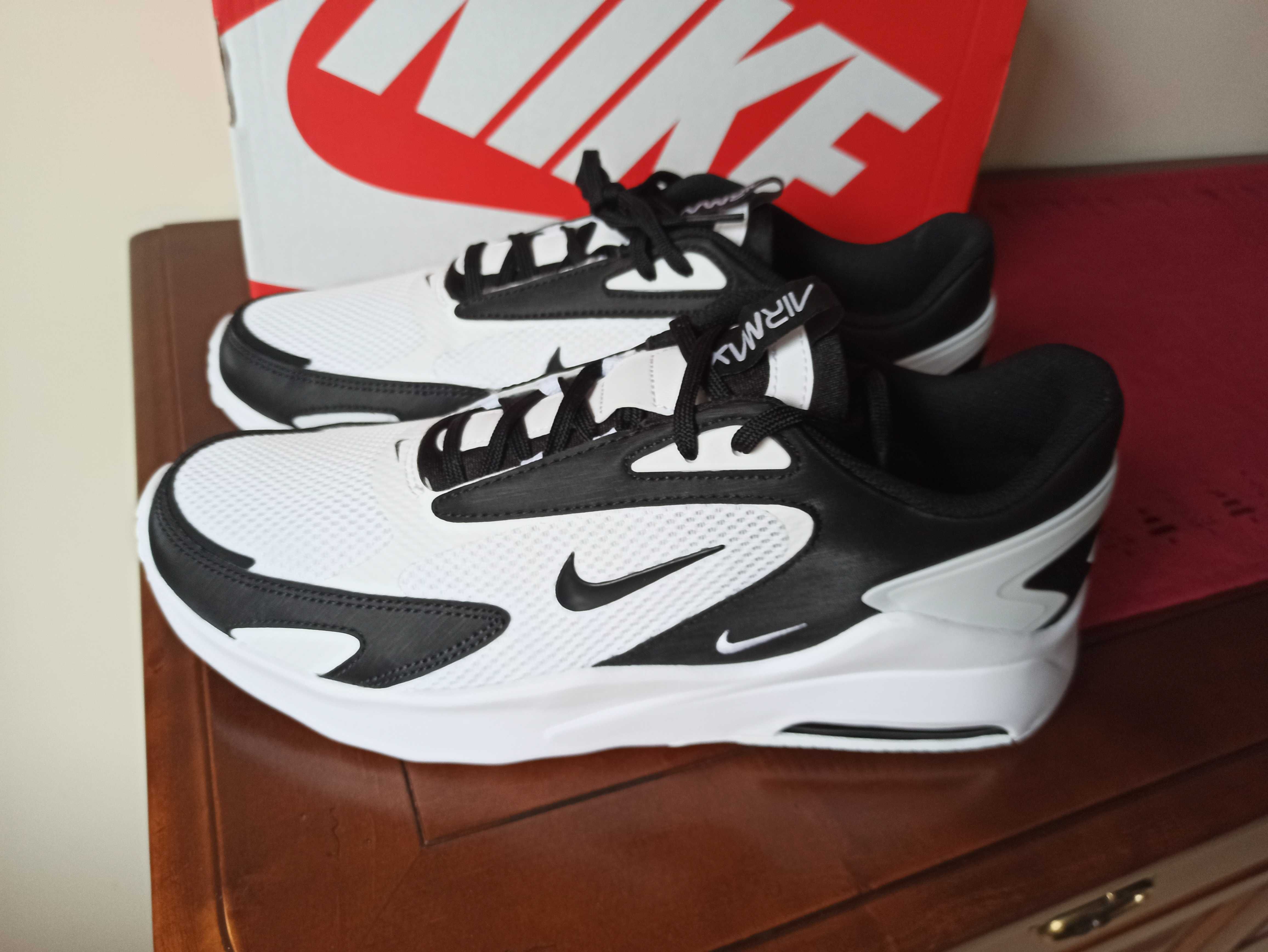 (r. Eur 46/ us 12) Nike Air Max Bolt White Black CU4151,-102