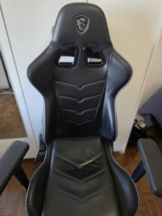 Cadeira Gaming Preta MSI - Excelente estado