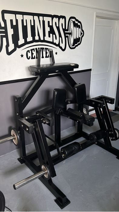 Leg Curl em Pe , copia Hammer