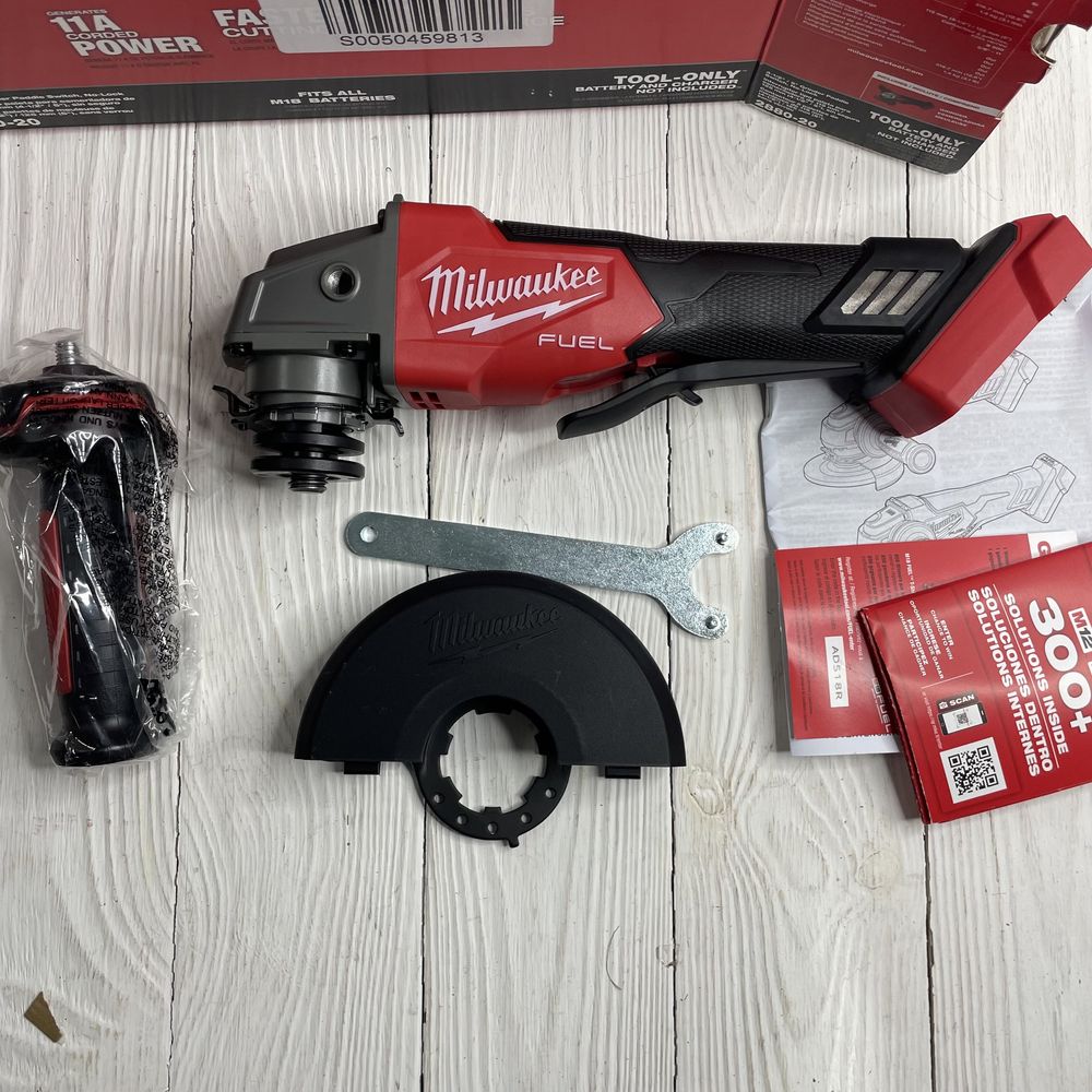 Бесщеточная аккумуляторная болгарка Milwaukee M18 FUEL 2880-20
