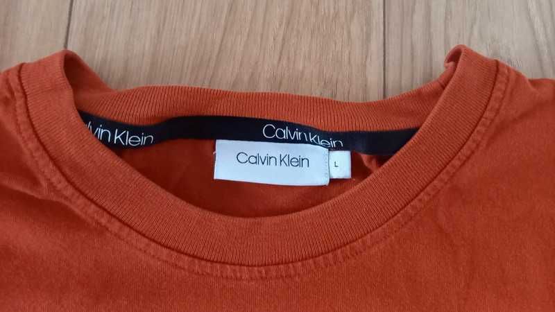 T-shirt Calvin Klein rozmiar M