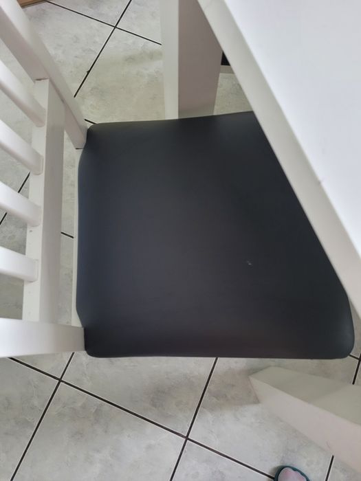 Stół + 4 krzesła do kuchni 100x69x77