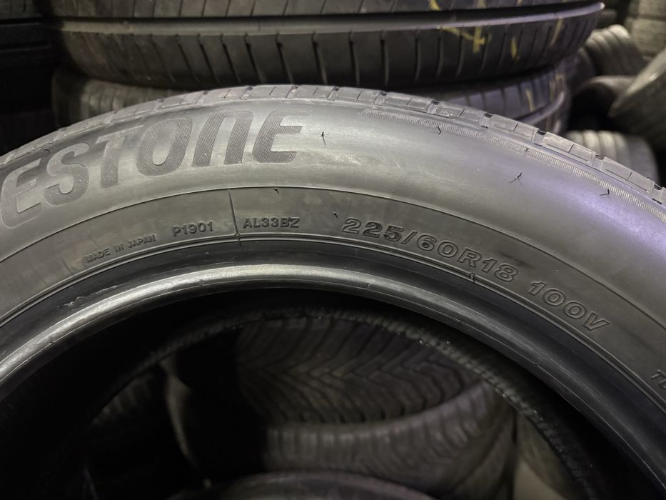 4xBridgestone 225 60r18., 2021 7.6mm