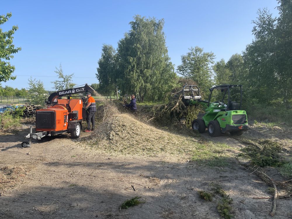 Wycinka drzew Zrębkowanie gałęzi Rębak, Wynajem podnośnik koszowy 30m