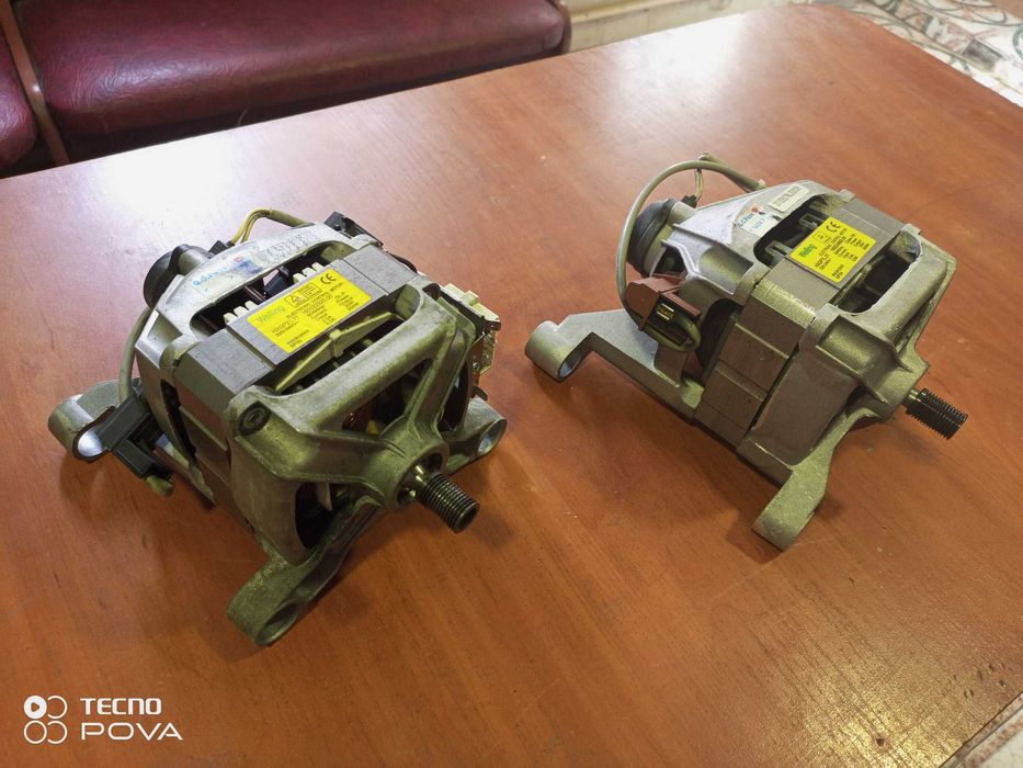 Мотор Welling HXGP 21.11, HXGP 1L.51 от стиральной машины Indesit