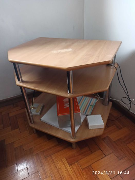 Mesa para televisão