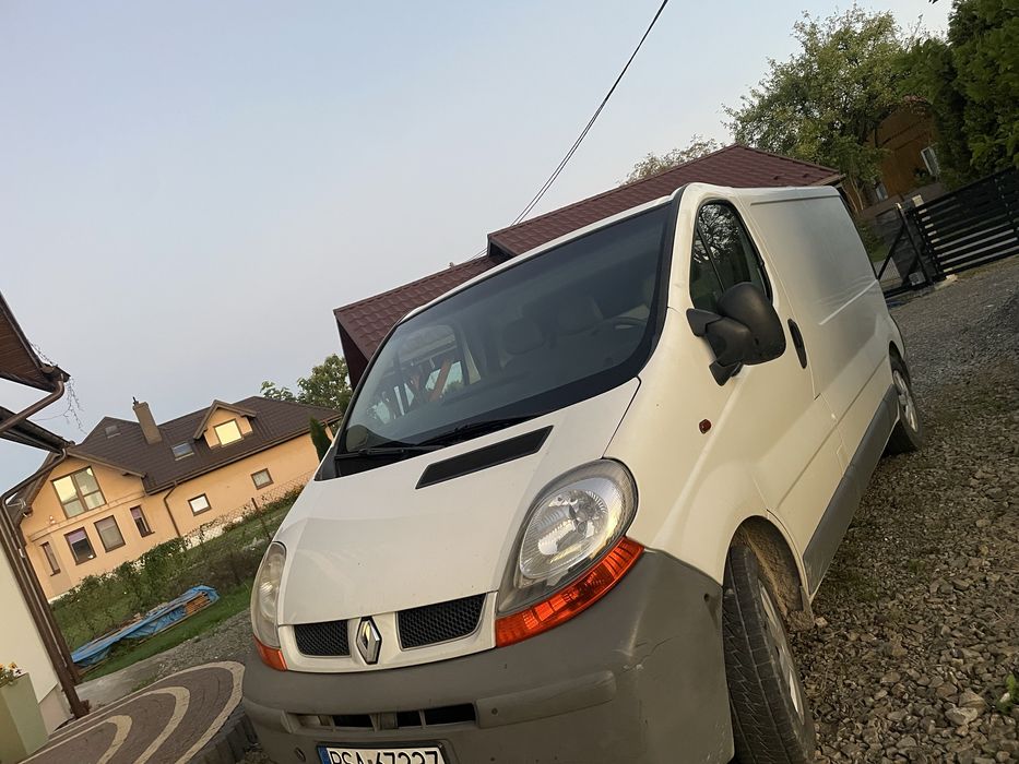 Renault trafic long 1,9 100KM