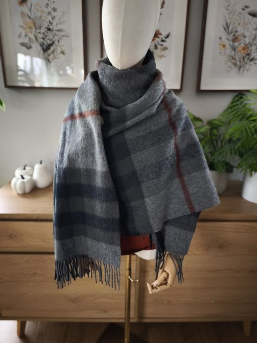 Szal duży Gestuz wełna wełniany krata ponczo
