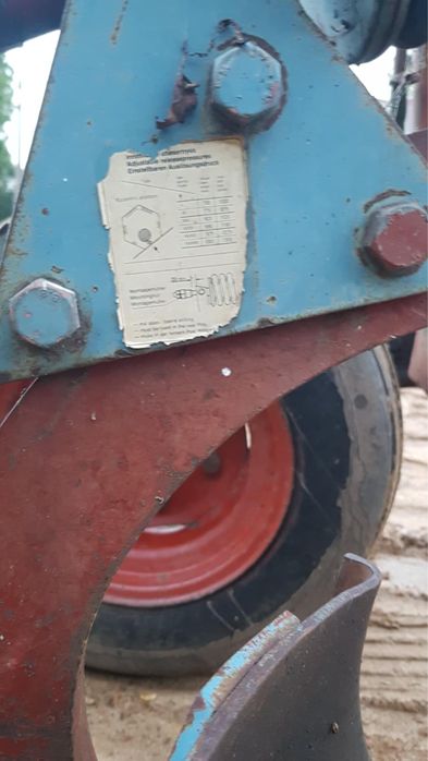 Pług Kyllingstad Brix półzawieszany na części