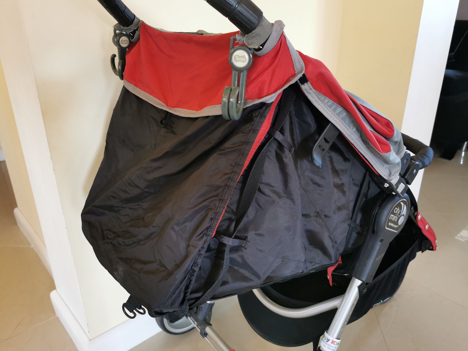 wózek spacerówka Baby Jogger City Mini