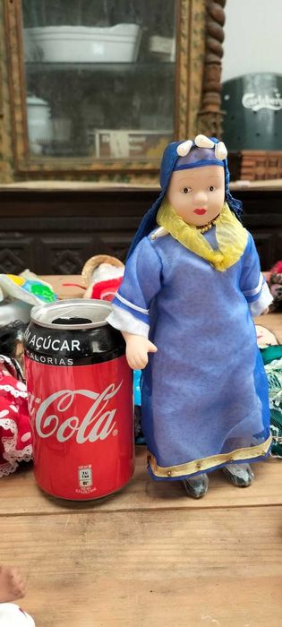 Grande coleção bonecas porcelana 79 BONECAS DO MUNDO