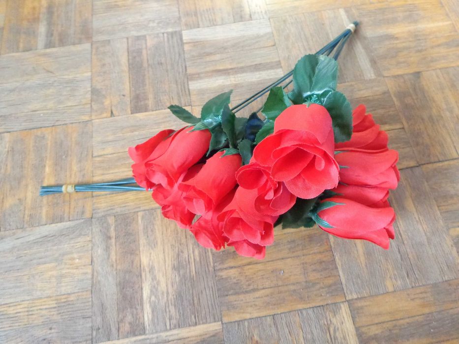 sztuczne róże 20 sztuk