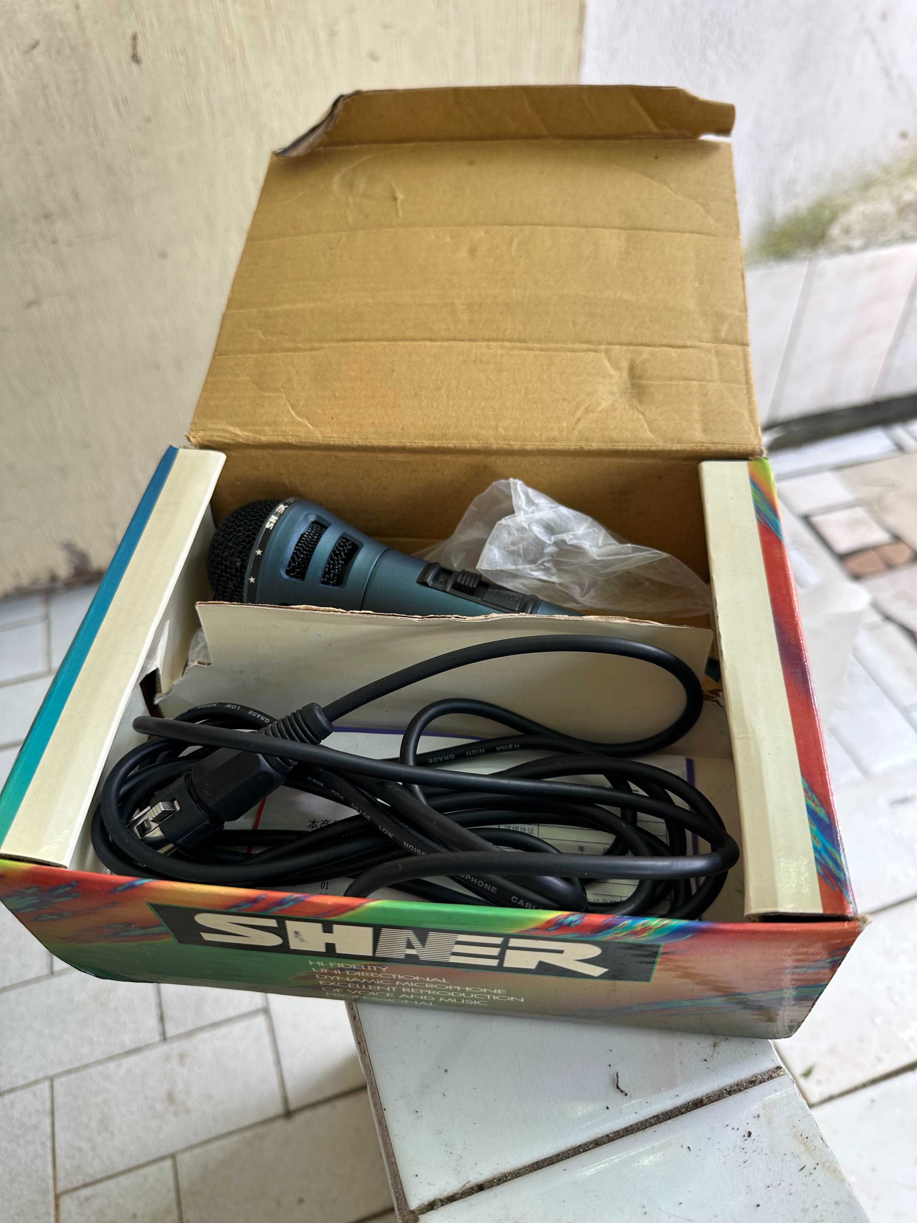 microfone com fio