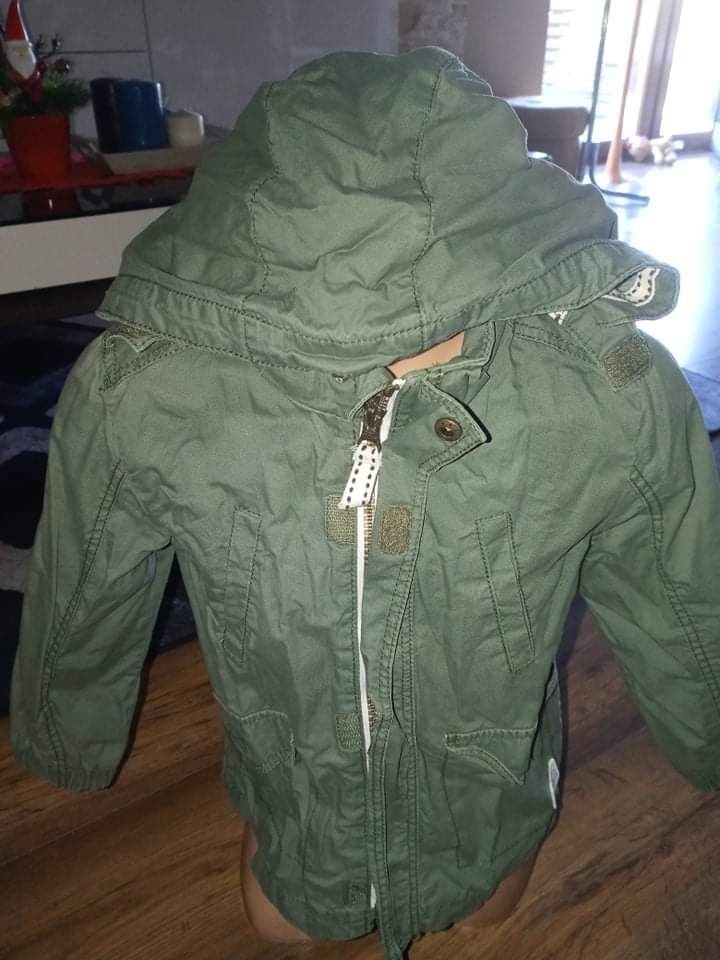 Kurtka na wiosne H&M rozmiar 92 z kapturem