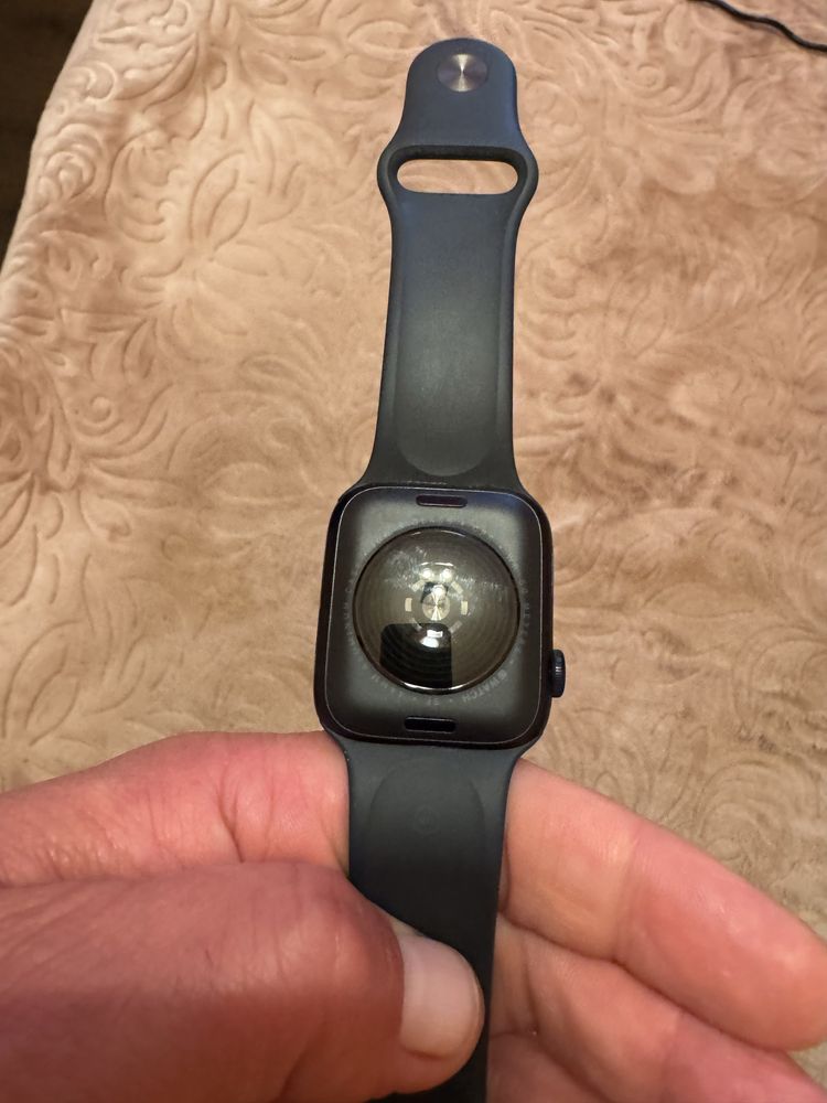 Apple Watch SE 2 GPS 44mm 2024 Midnight Aluminium (M/L) (MXEK3)  б.у.