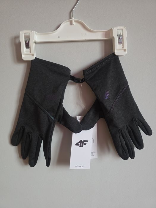 Nowe Rękawiczki Sportowe 4F