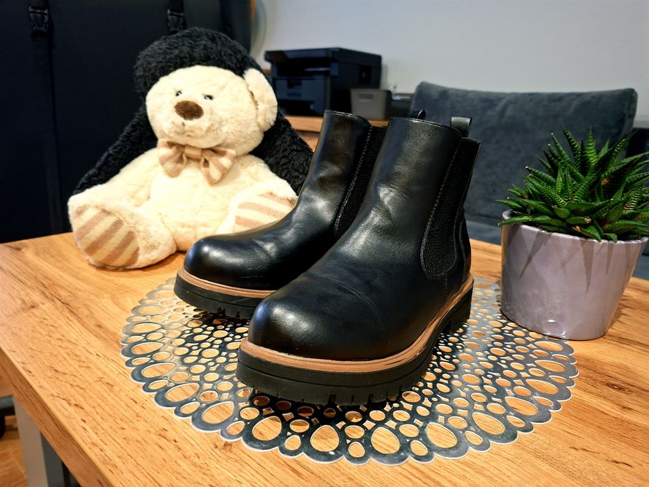 Eleganckie Buty Reserved