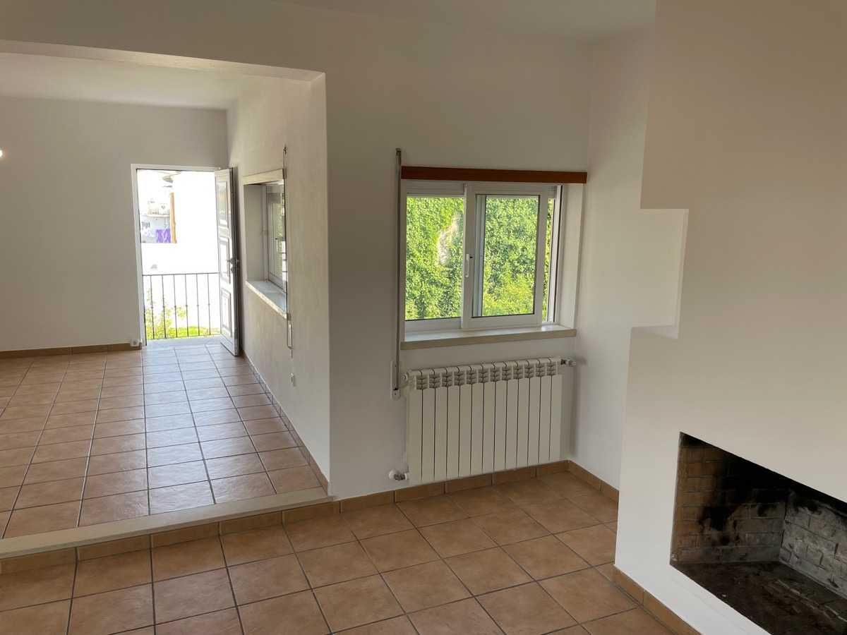 Apartamento T3 a alugar na Marinha Grande (Boavista)
850 €