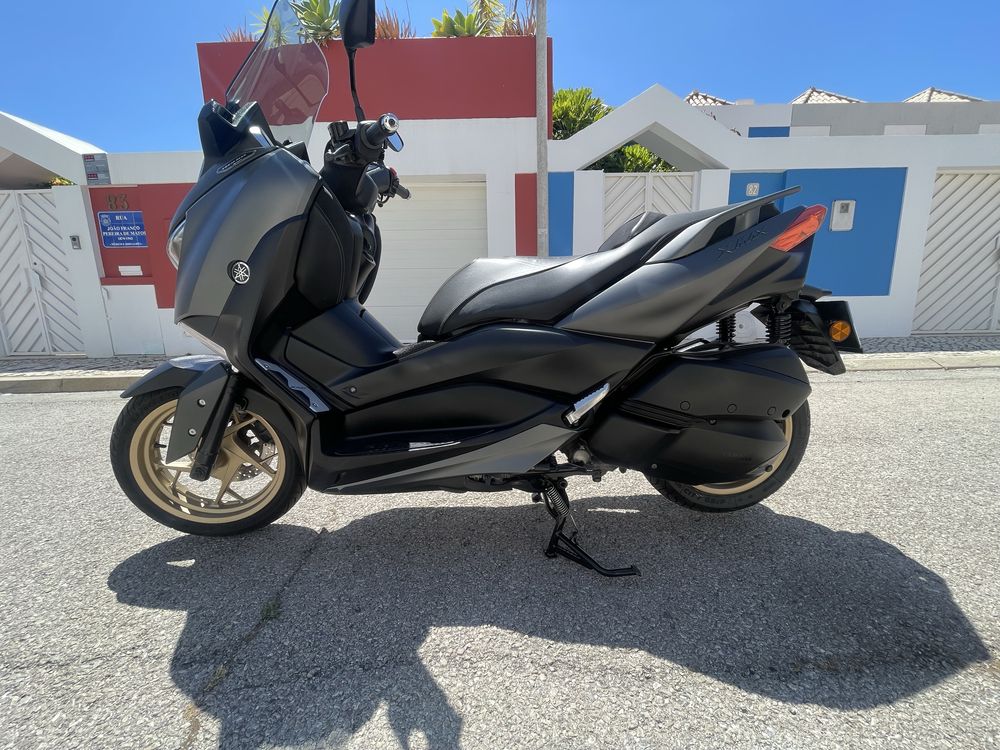 Yamaha 300 Xmax Tech Max