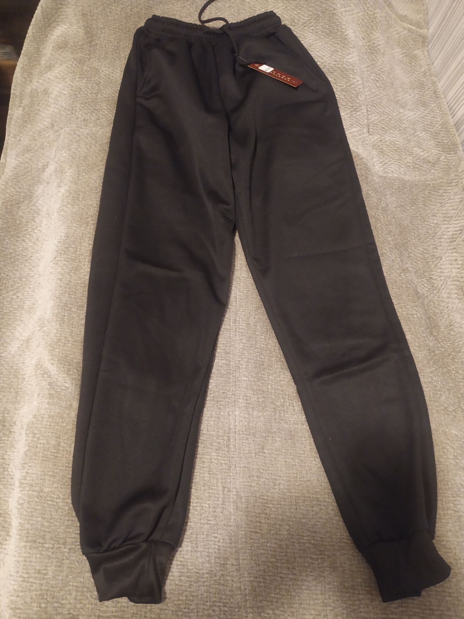 Новые штаны чёрные тёплые