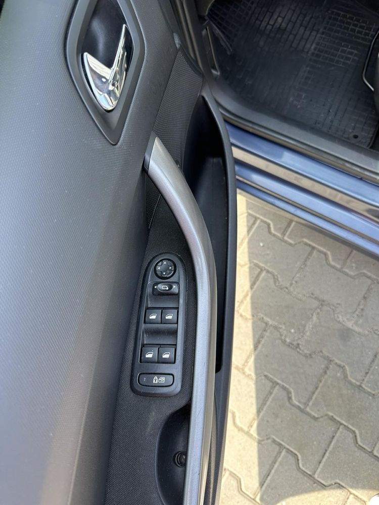 Продам Peugeot 308