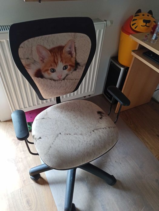 Fotel obrotowy dziecięcy