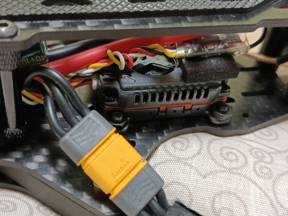 Продам  Fpv дрон 8дюймів,Новий.