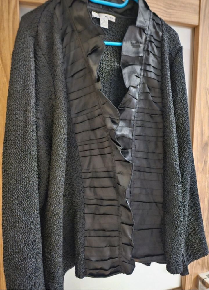 Piękny czarny żakiet / narzutka r.XL