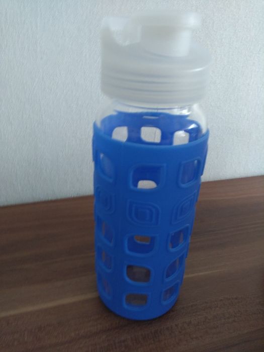 Butelka szklana na wodę bidon 500 ml w silikonowej osłonie + GRATIS