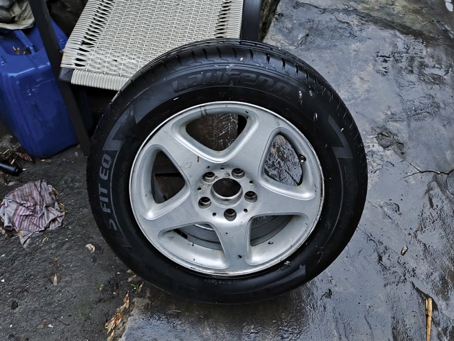 Продам диск с резиной R 16 225/55 Mercedes