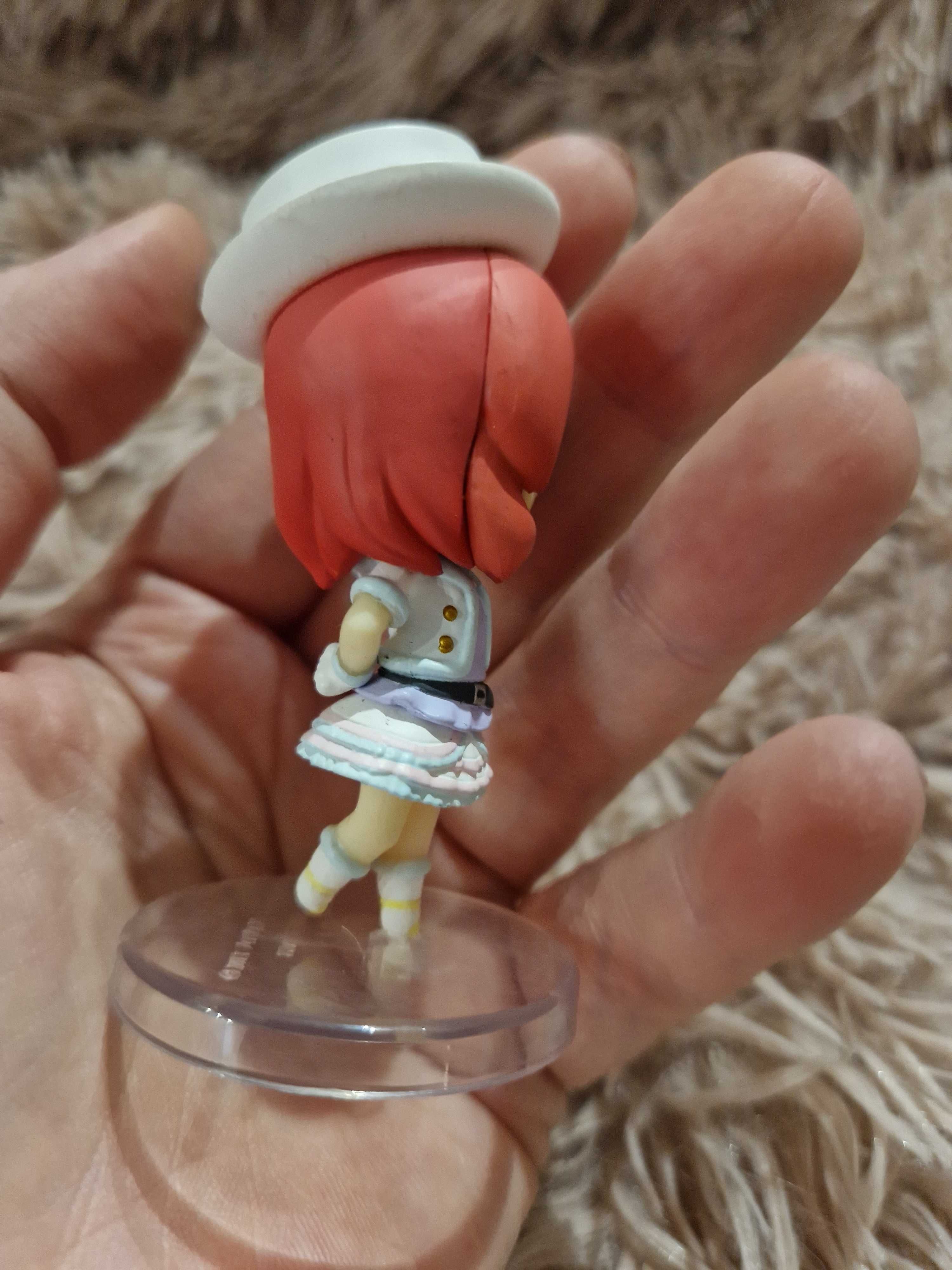 mała figurka love live maki nishikino