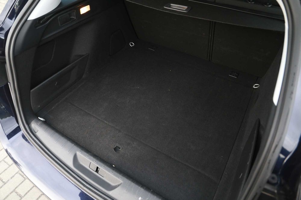 wypożyczalnia samochodów - Peugeot 308 kombi - od 100 zł za dobę