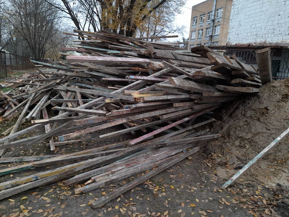Отдам дрова само вывоз